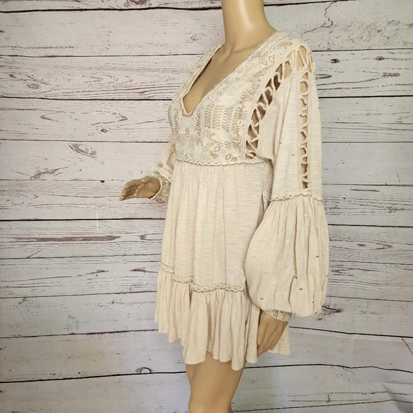 Free People Embroidered Tunic XS NWT - Picture 3 of 14
